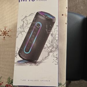 Black Portable Bluetooth Speaker